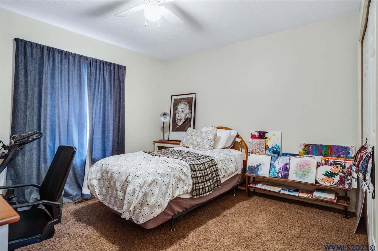 6996 Ridgetop Drive Northeast Keizer, OR 97303 - Photo 23 of 29 Gallery Image 23