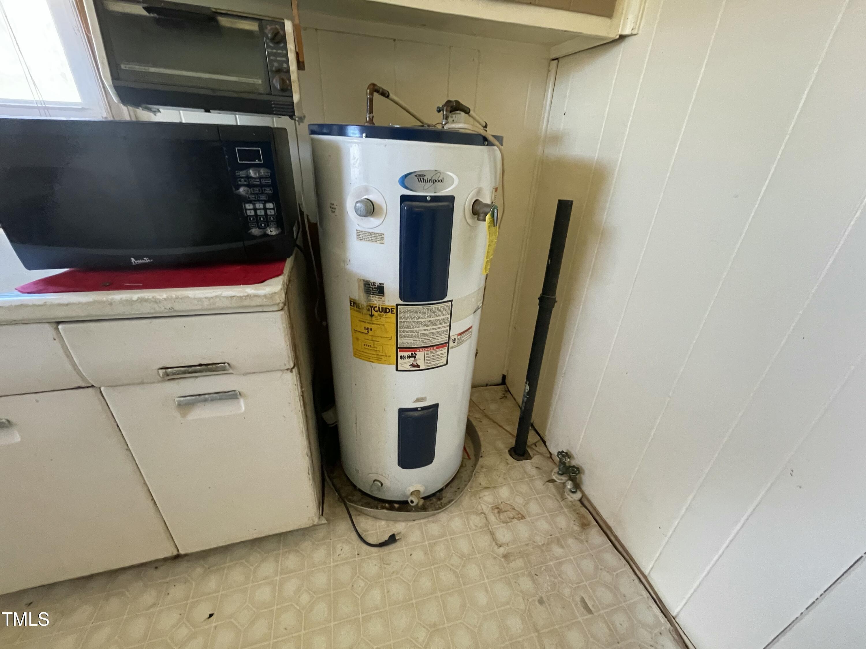 990 County Home Road Blanch, NC 27212 - Photo 10 of 27 IMG_6889