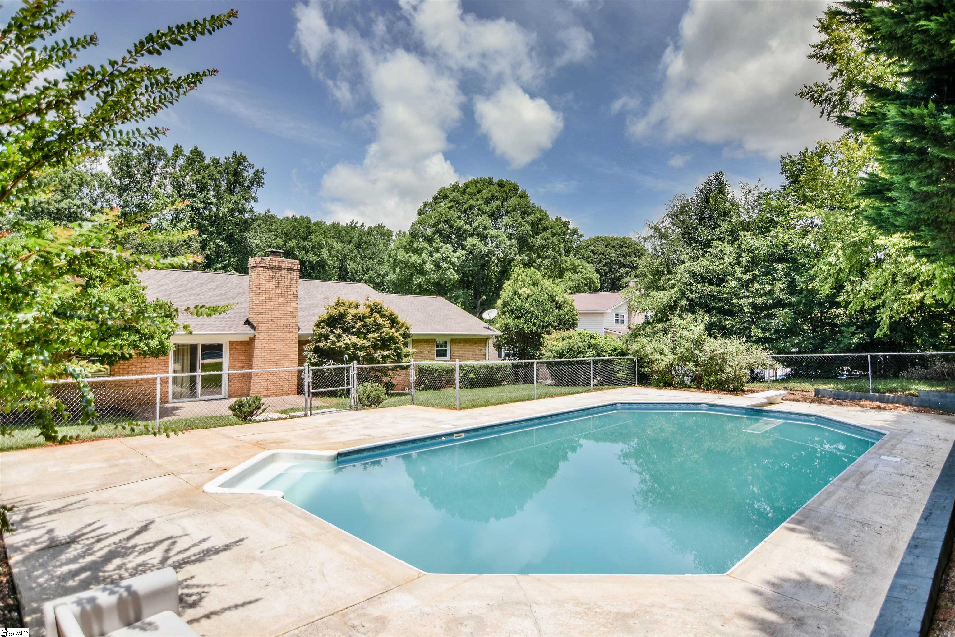 211 Devon Drive Mauldin, SC 29662 - Photo 3 of 35