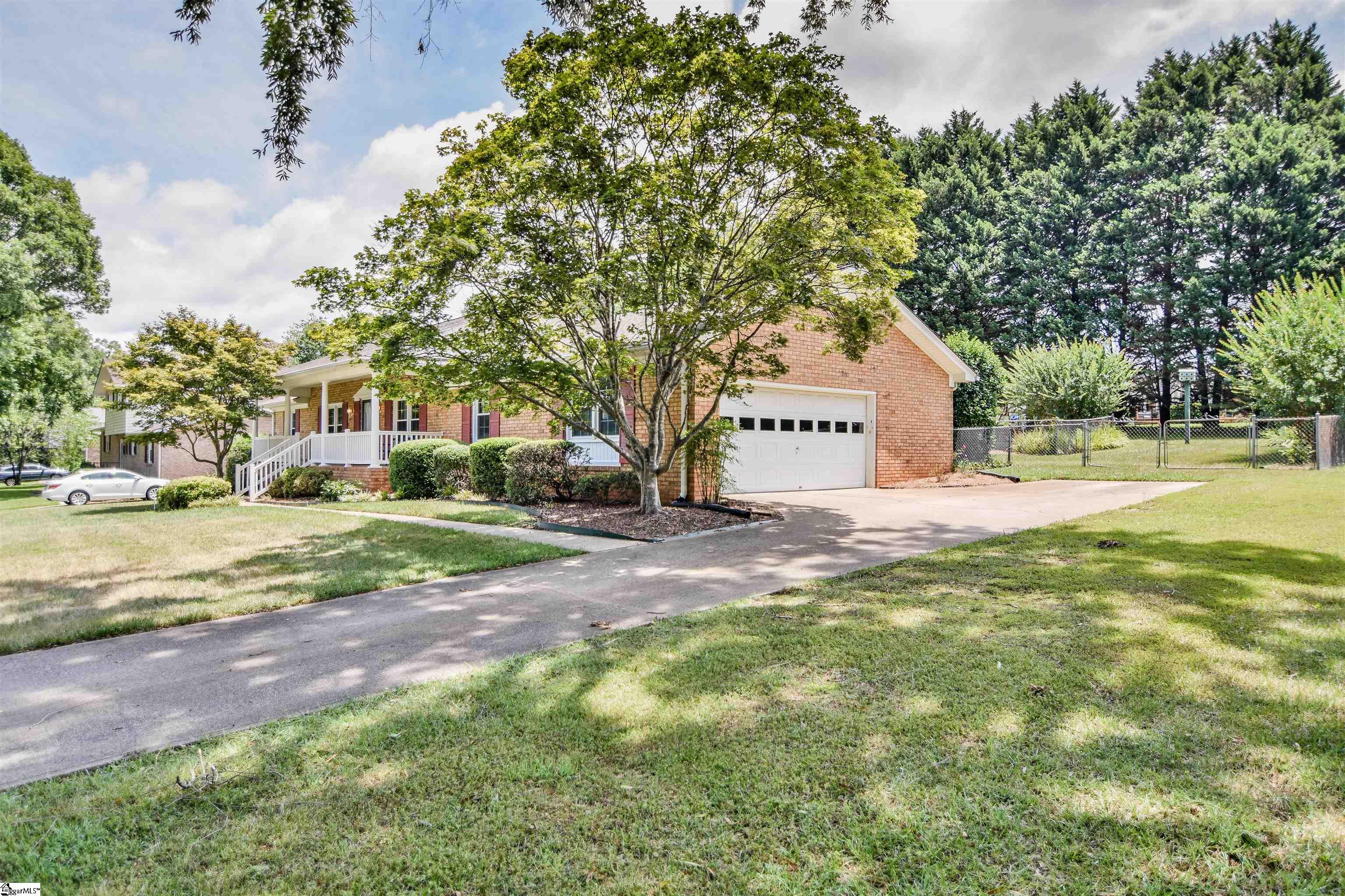 211 Devon Drive Mauldin, SC 29662 - Photo 33 of 35