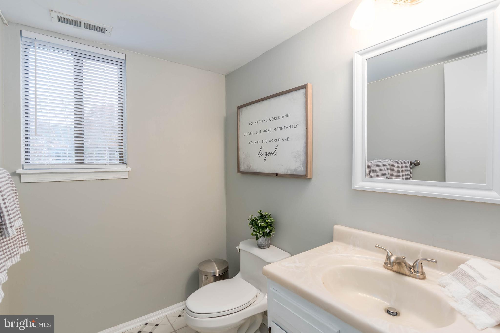 108 Newport Road Sicklerville, NJ 08081 - Photo 20 of 24 Gallery Image 20