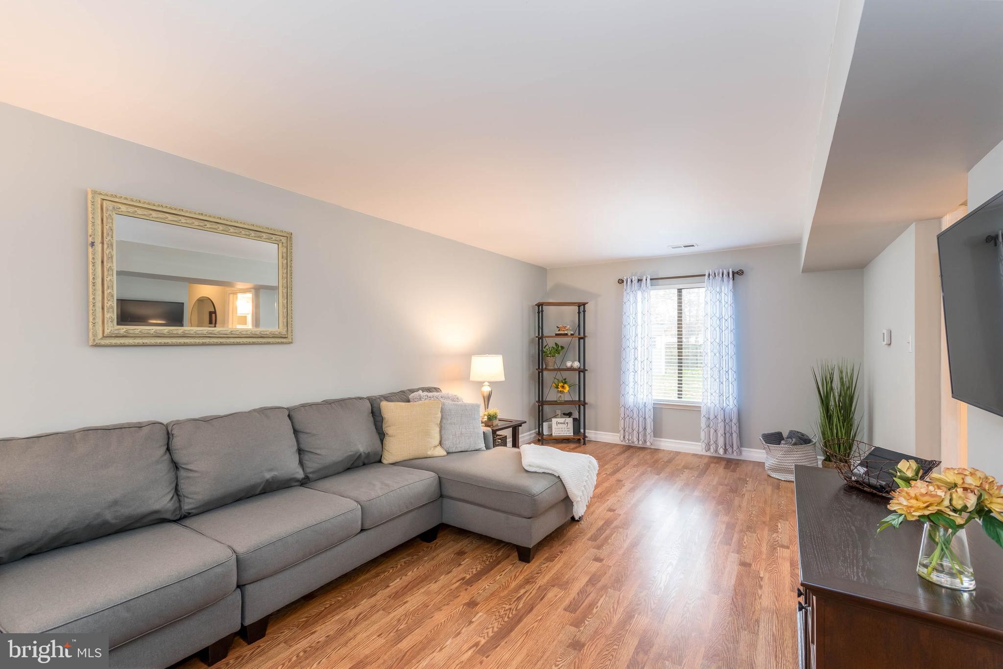 108 Newport Road Sicklerville, NJ 08081 - Photo 3 of 24 Gallery Image 3