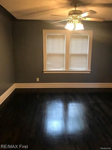 15521 Charles R Avenue Eastpointe, MI 48021 - Photo 13 of 84 Charles R (28).jpg