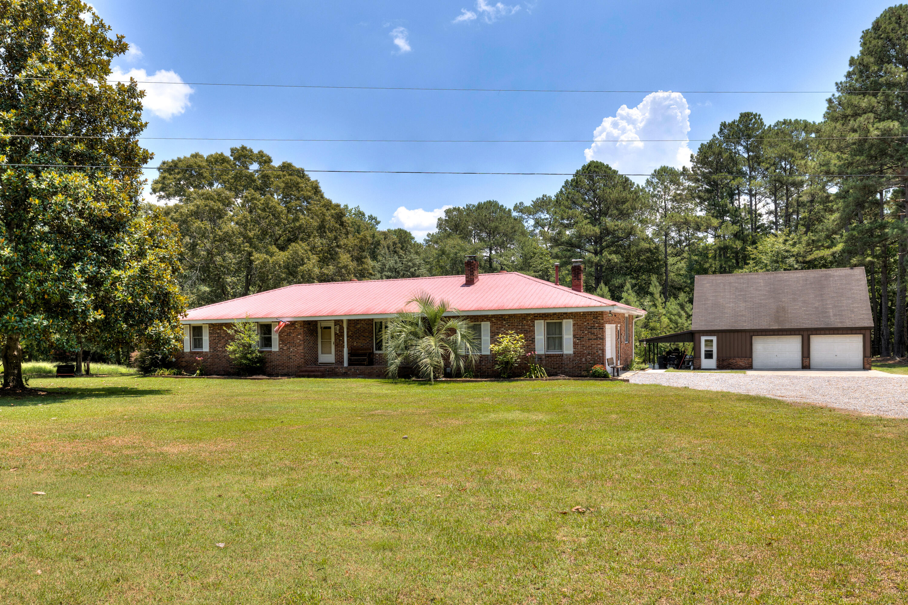 138 Heatleys End Road Santee, SC 29142 - Photo 1 of 23 Main home - 138 Heatleys End Rd