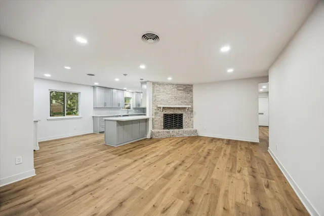 $3,350 | 5822 Yarwell Drive, Houston, TX 77096