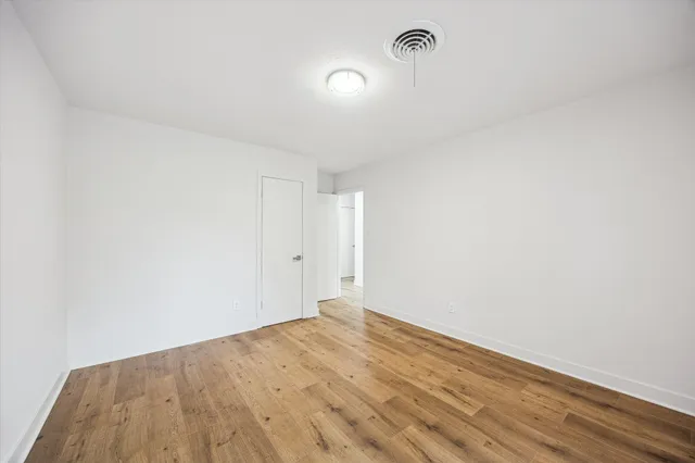 $3,350 | 5822 Yarwell Drive, Houston, TX 77096