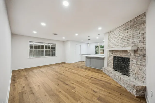 $3,350 | 5822 Yarwell Drive, Houston, TX 77096