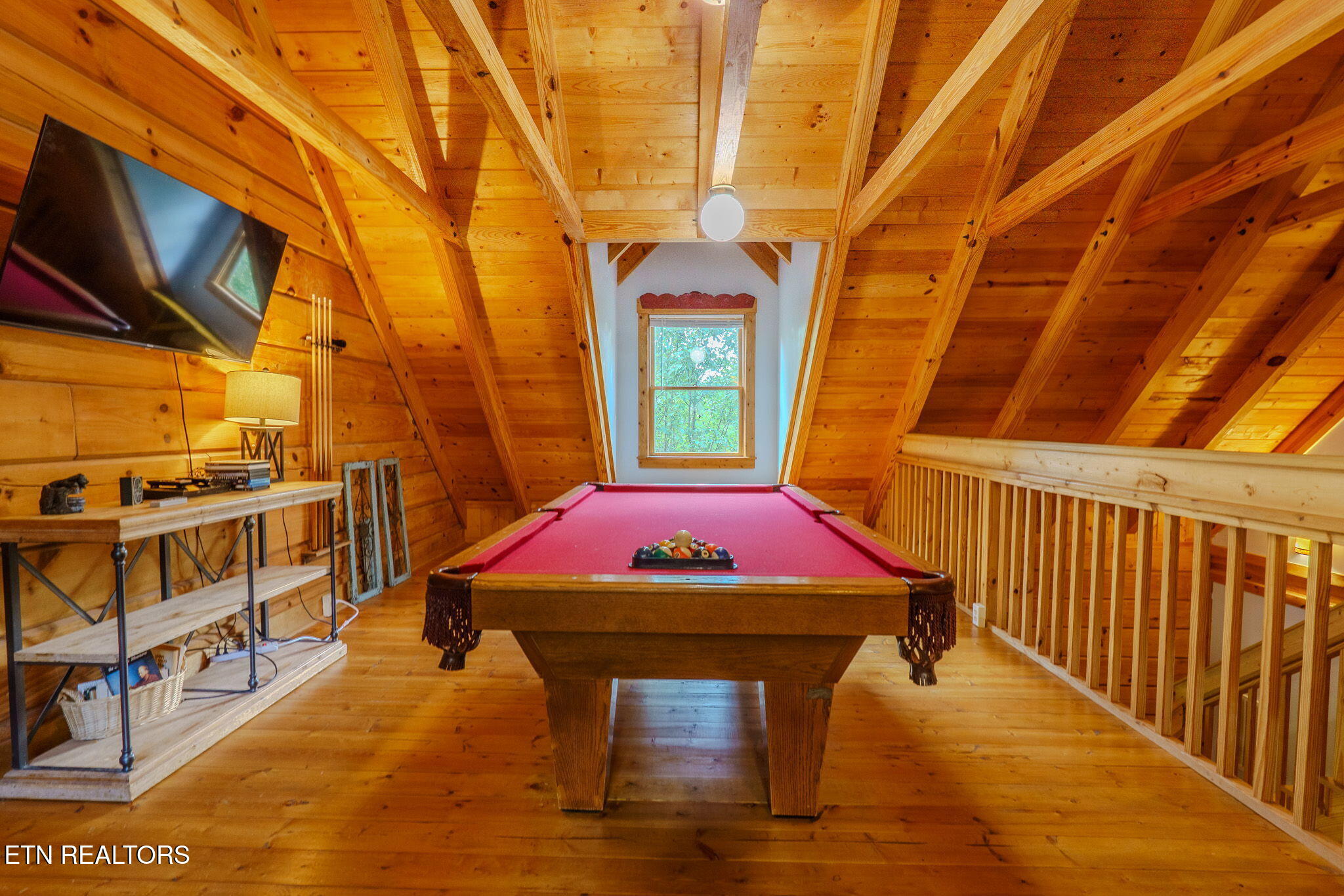 510 Houser Road Gatlinburg, TN 37738 - Photo 15 of 42 16-web-or-mls-DSC00418-HDR