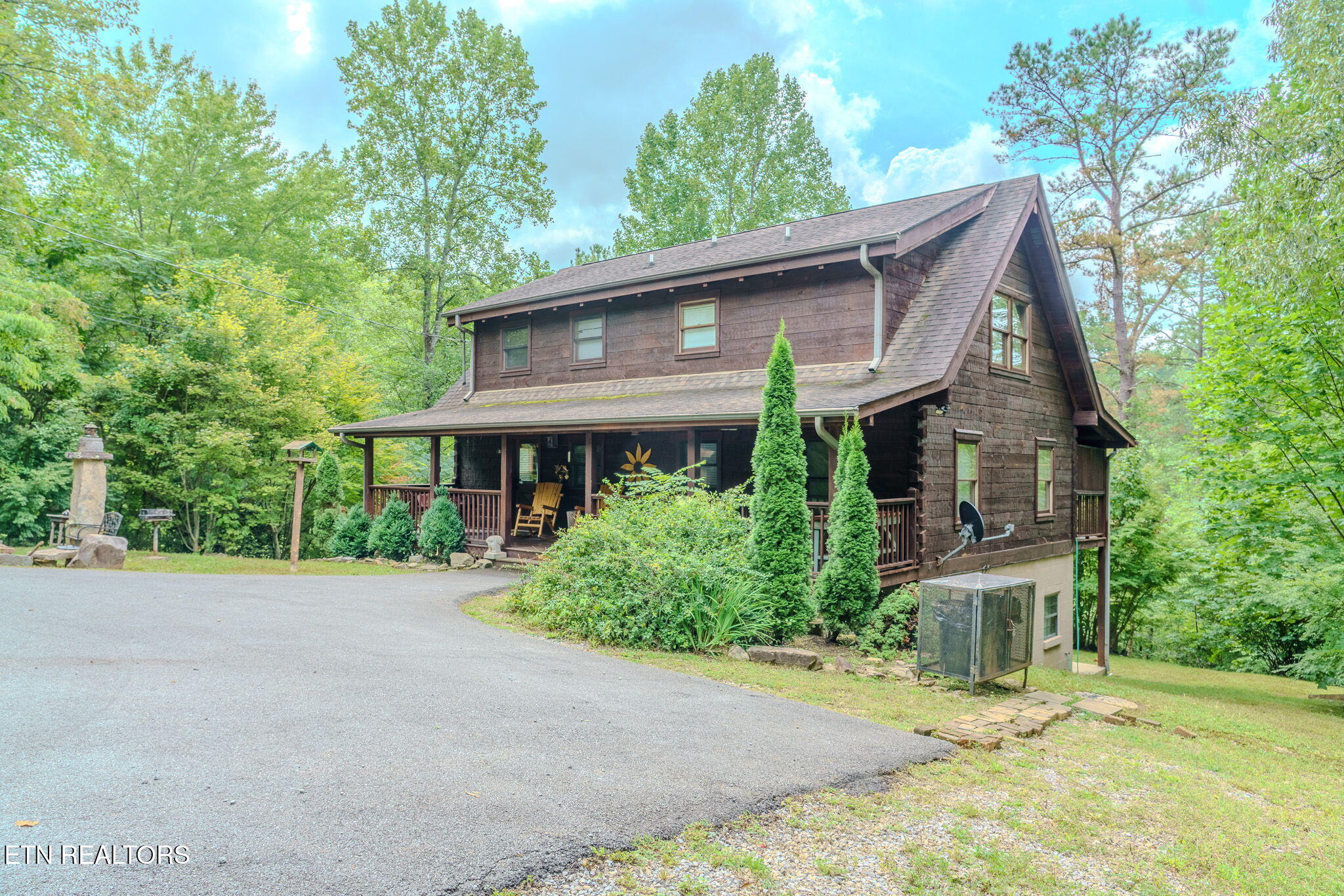 510 Houser Road Gatlinburg, TN 37738 - Photo 2 of 42 35-web-or-mls-DSC07881-HDR
