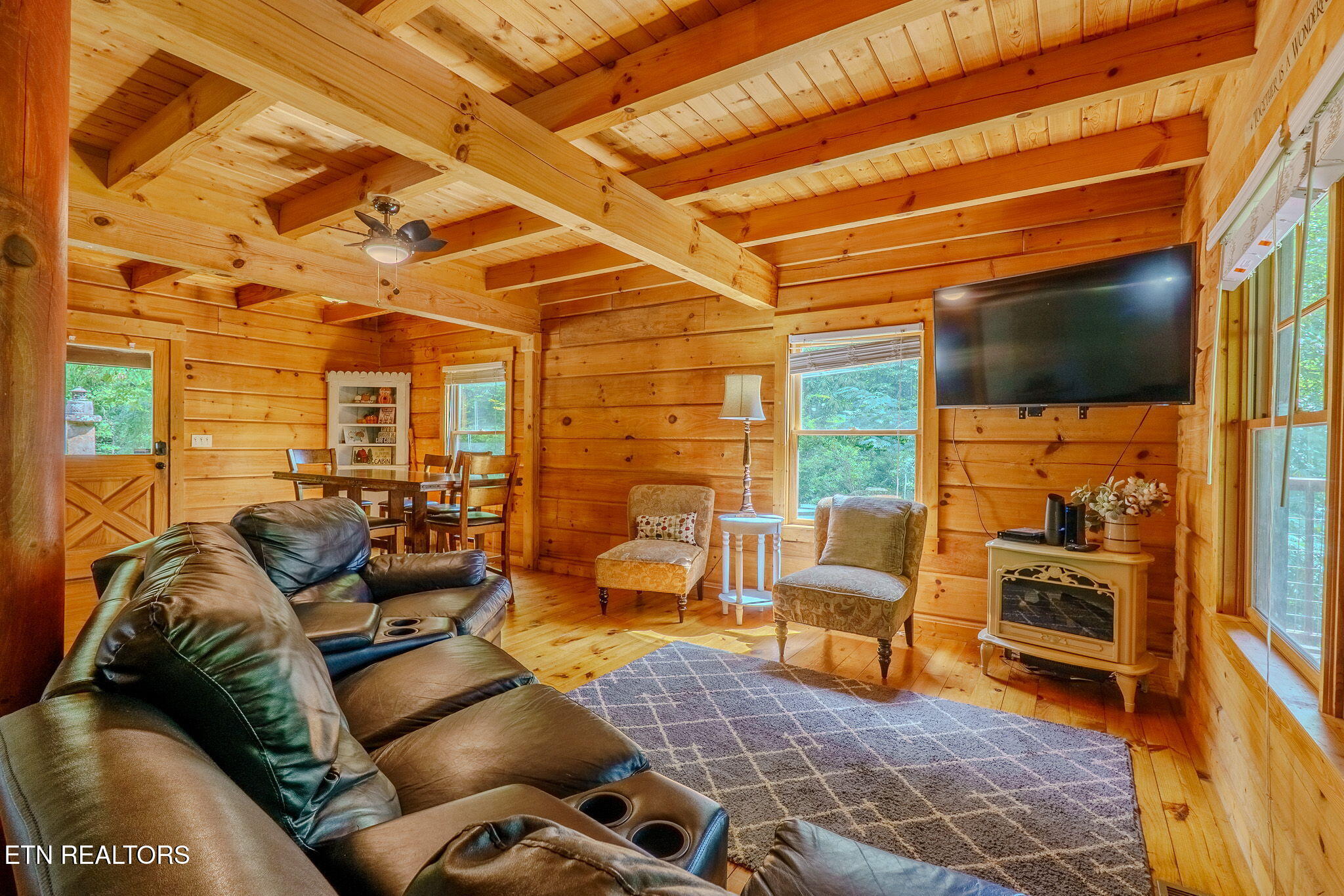 510 Houser Road Gatlinburg, TN 37738 - Photo 3 of 42 5-web-or-mls-DSC00024-HDR