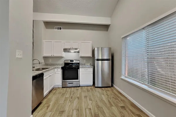 $1,800 | 2203 Wheathall Camp Lane, Katy, TX 77449