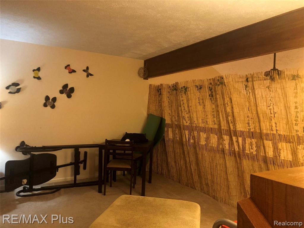 101 East Jolly Road, Unit B 5 Lansing, MI 48910 - Photo 12 of 15