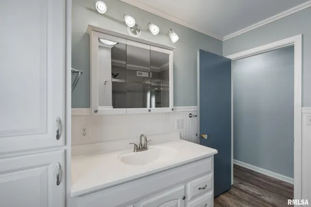 $162,500 | 622 53rd Street, Moline, IL 61265