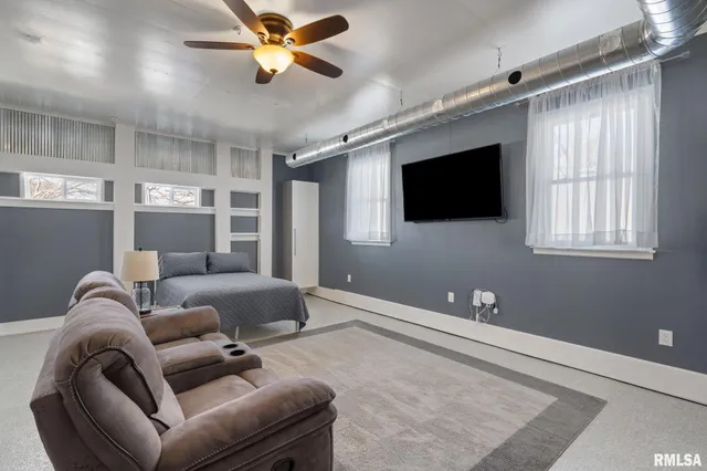 $162,500 | 622 53rd Street, Moline, IL 61265