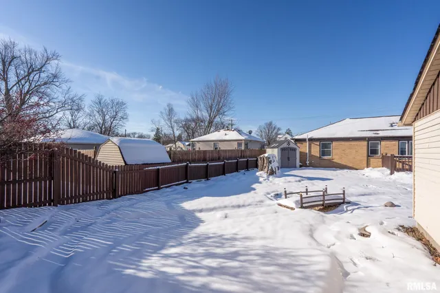 $162,500 | 622 53rd Street, Moline, IL 61265