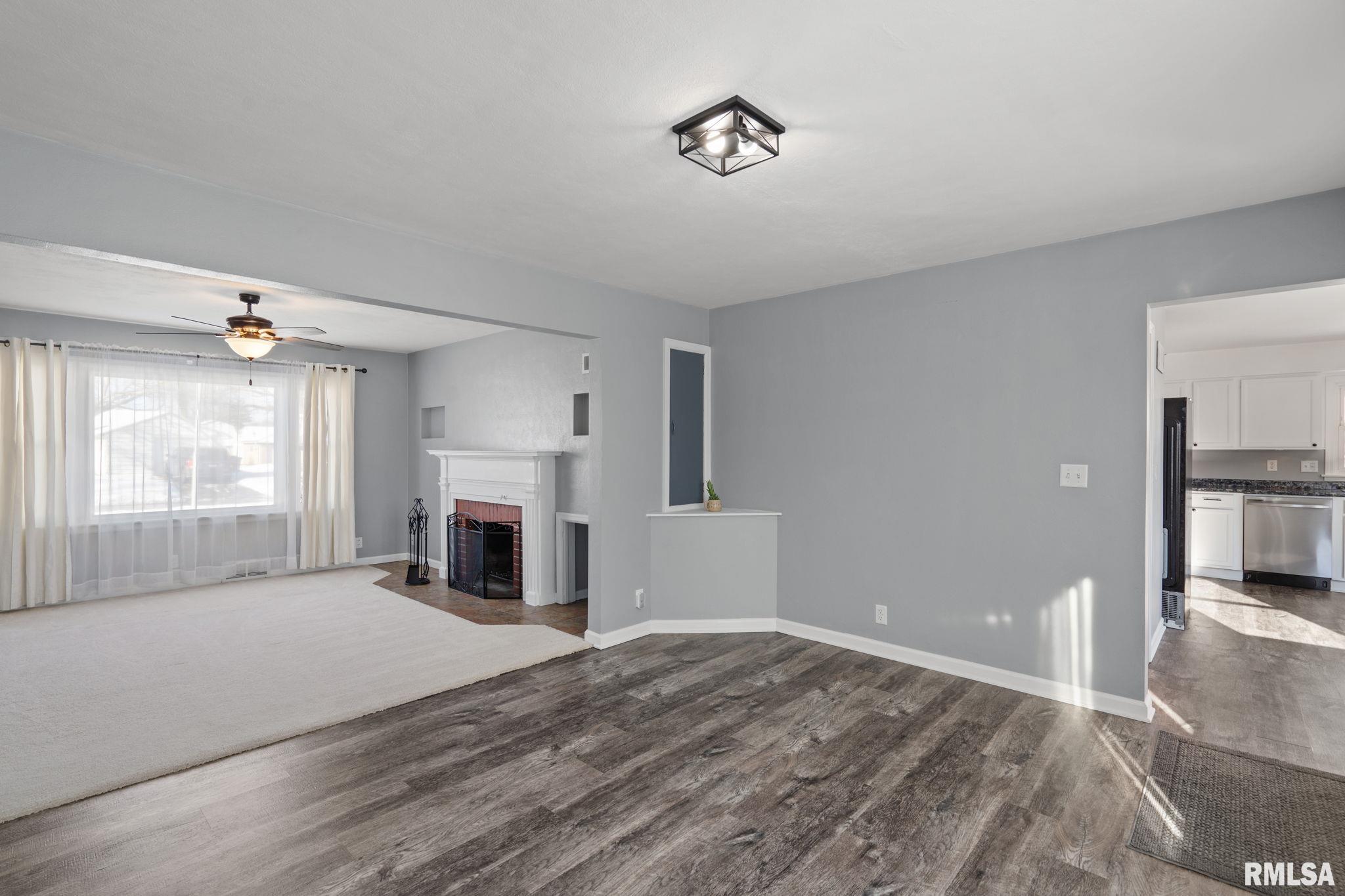 622 53rd Street Moline, IL 61265 - Photo 6 of 45