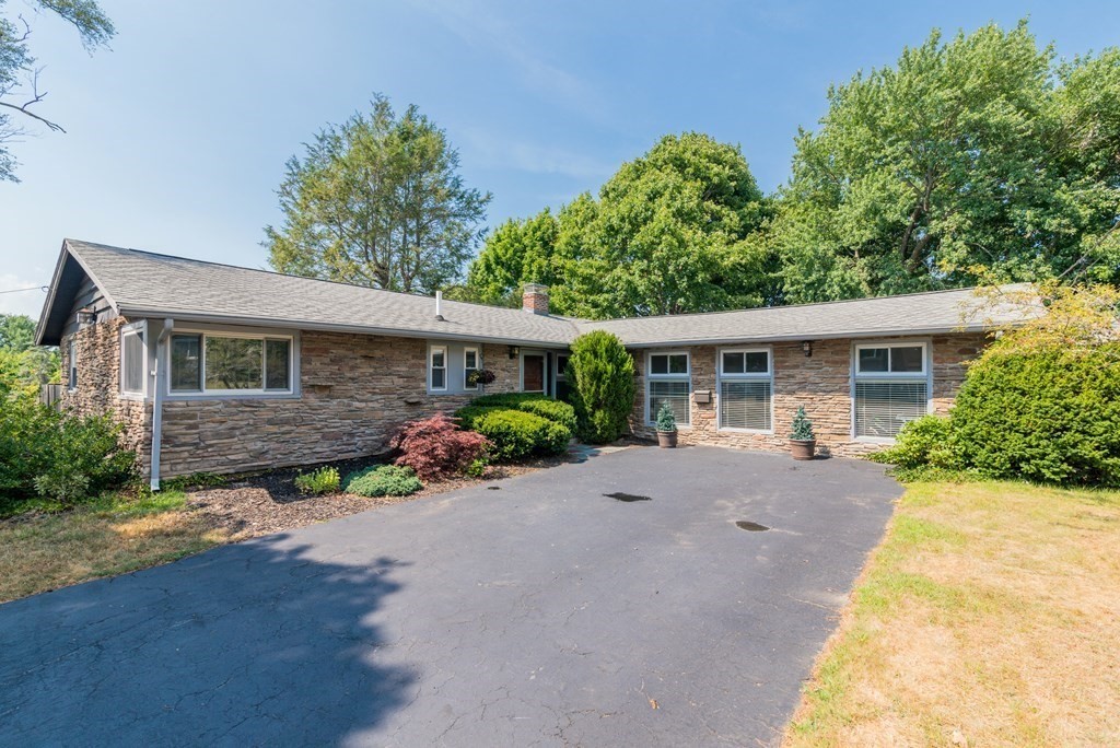36 Marjorie Road Braintree, MA 02184 - Photo 1 of 40 Gallery Image 1