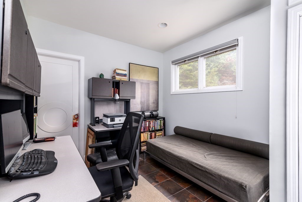 36 Marjorie Road Braintree, MA 02184 - Photo 21 of 40 Gallery Image 21