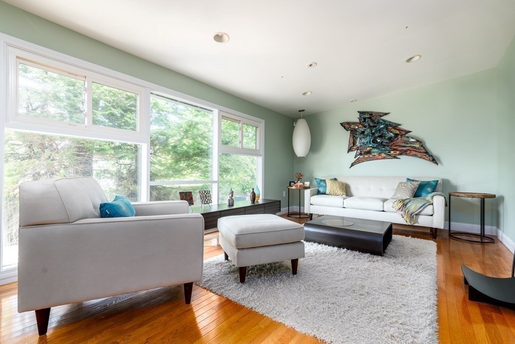 36 Marjorie Road Braintree, MA 02184 - Photo 3 of 40 Gallery Image 3