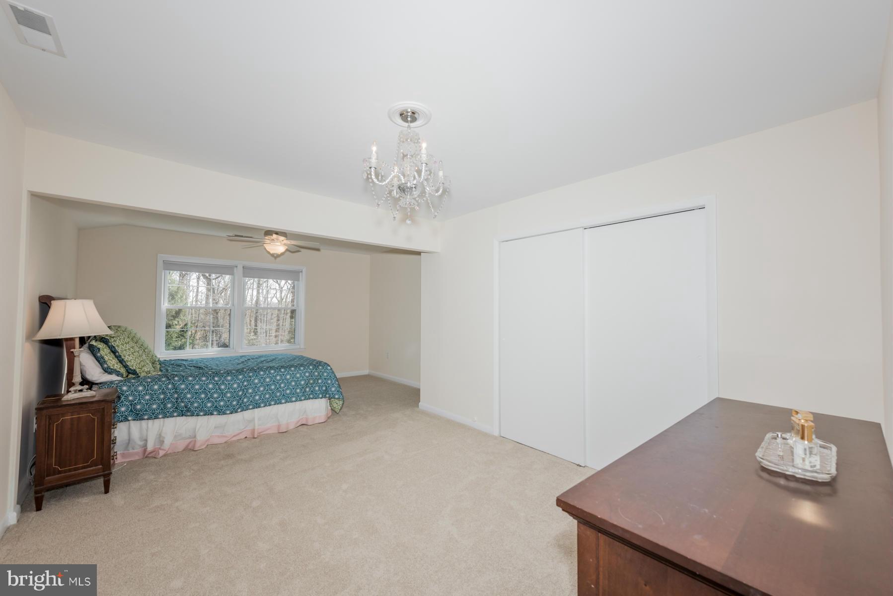 13602 Royal Crest Road Phoenix, MD 21131 - Photo 17 of 29 a workspace with furniture and window