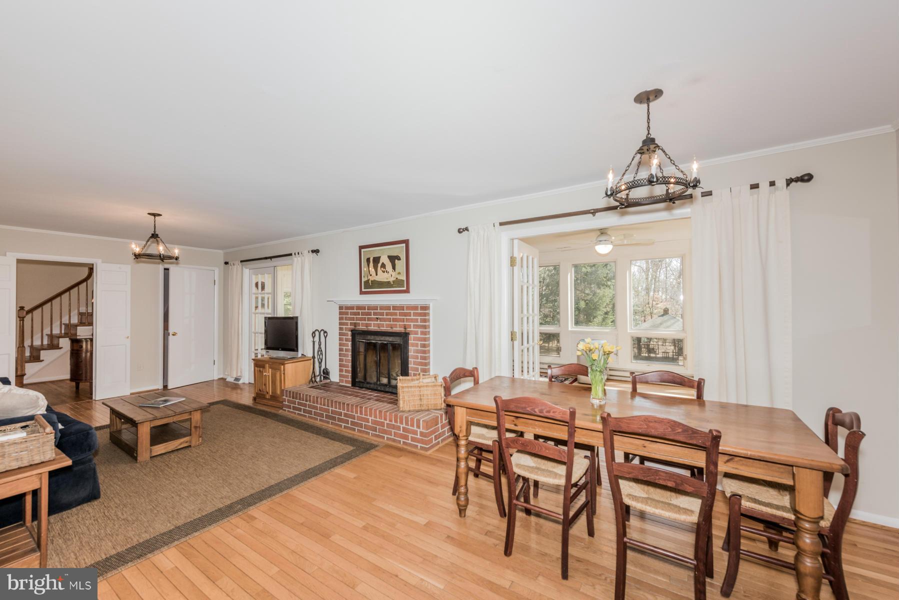 13602 Royal Crest Road Phoenix, MD 21131 - Photo 8 of 29 a dining room with furniture window and wooden floor
