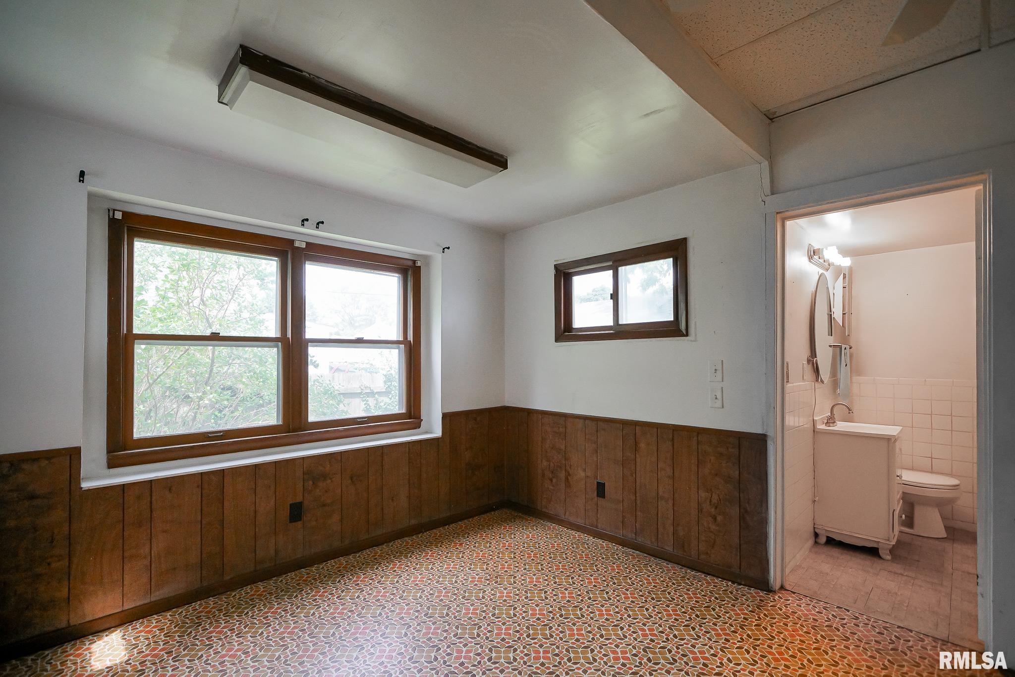 609 Walnut Street Washington, IL 61571 - Photo 28 of 48 Gallery Image 28