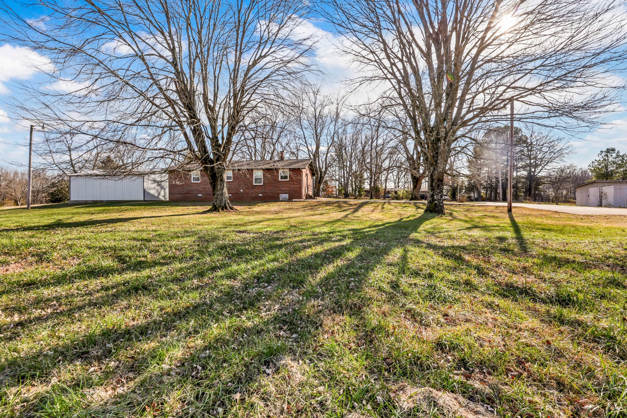 1925 Old Dover Road Clarksville, TN 37042 - Photo 32 of 33 Gallery Image 32