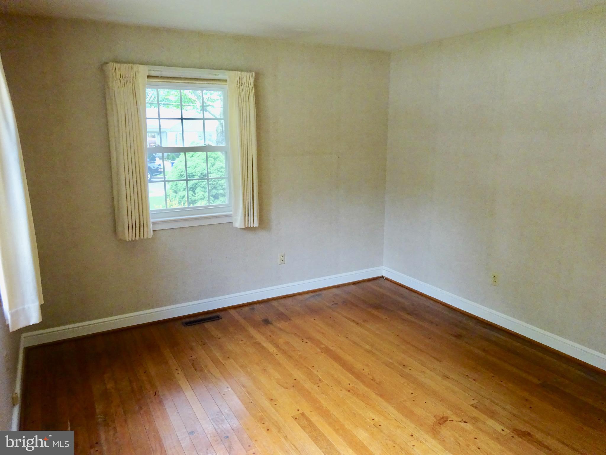 1355 Museum Road Reading, PA 19611 - Photo 23 of 43 2nd bedroom