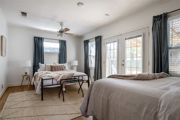 $725,000 | 5204 Avenue G, Austin, TX 78751