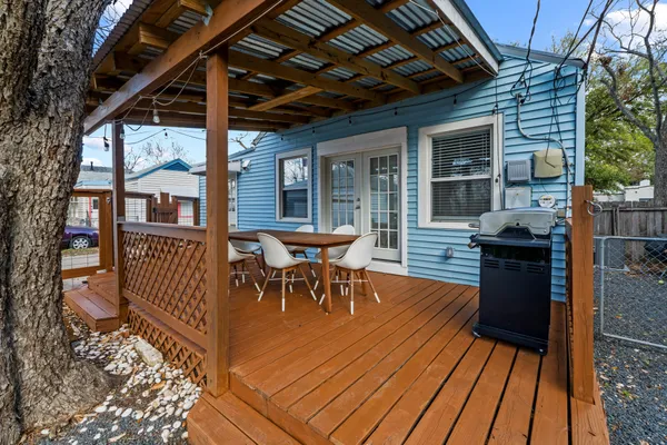 $725,000 | 5204 Avenue G, Austin, TX 78751