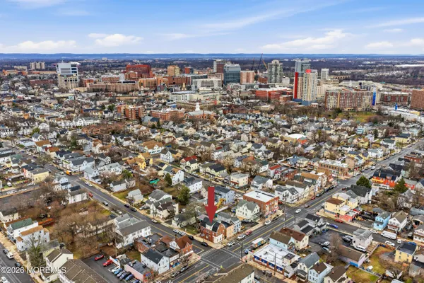 $3,500 | 115 Remsen Avenue, New Brunswick, NJ 08901