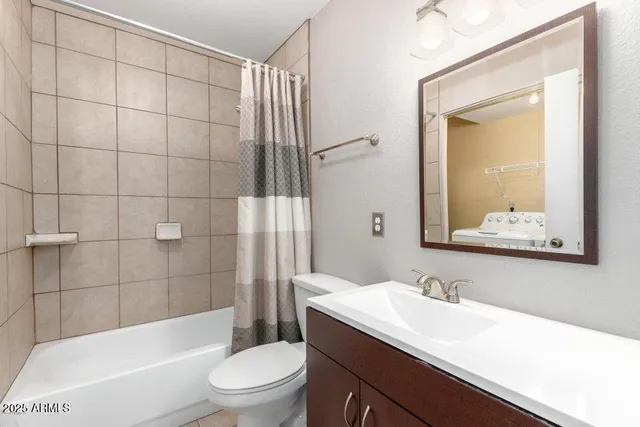 $1,900 | 928 South Casitas Drive, Unit B, Tempe, AZ 85288