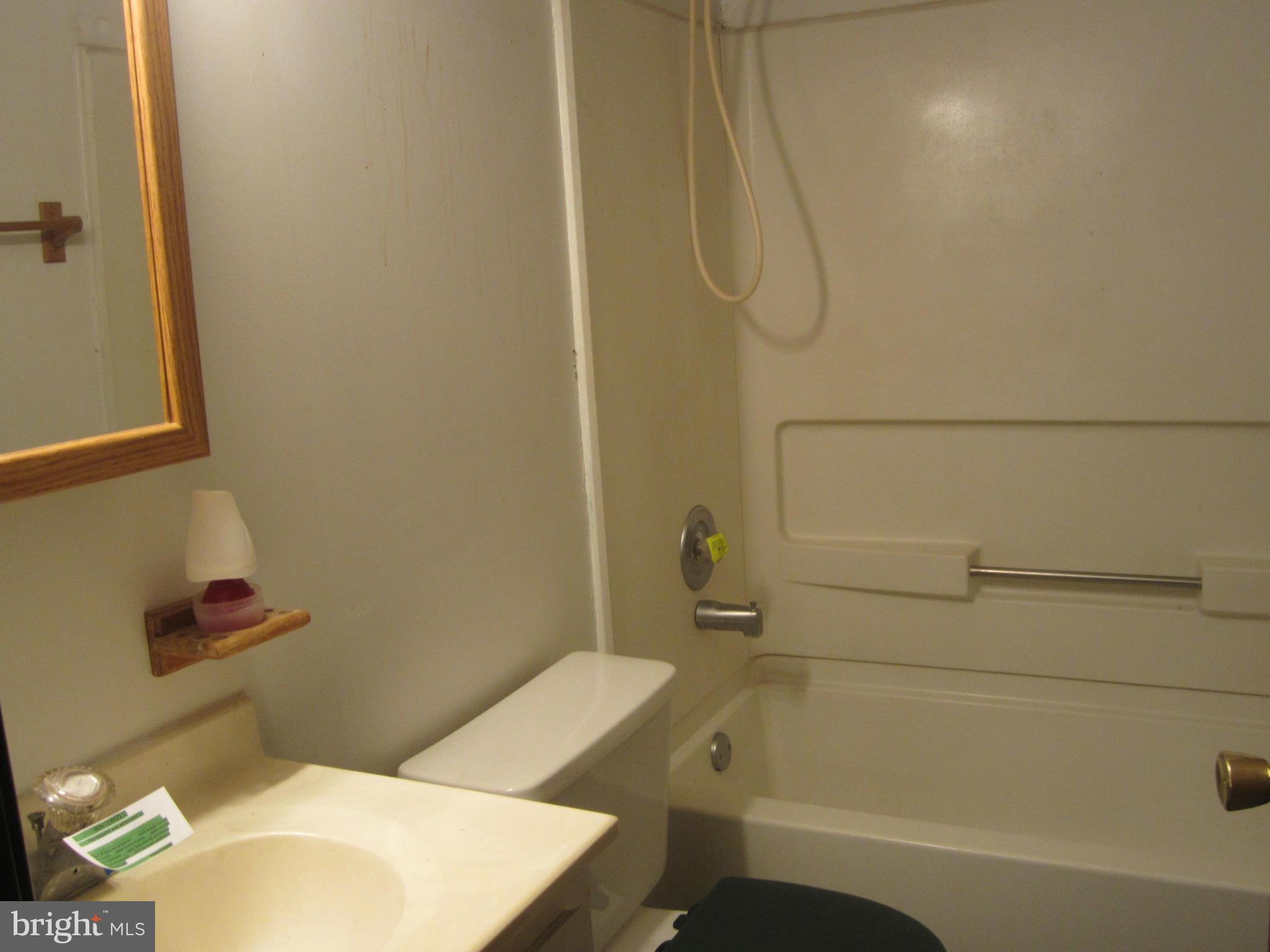 1925 Holland Cliffs Road Huntingtown, MD 20639 - Photo 14 of 20 Bath