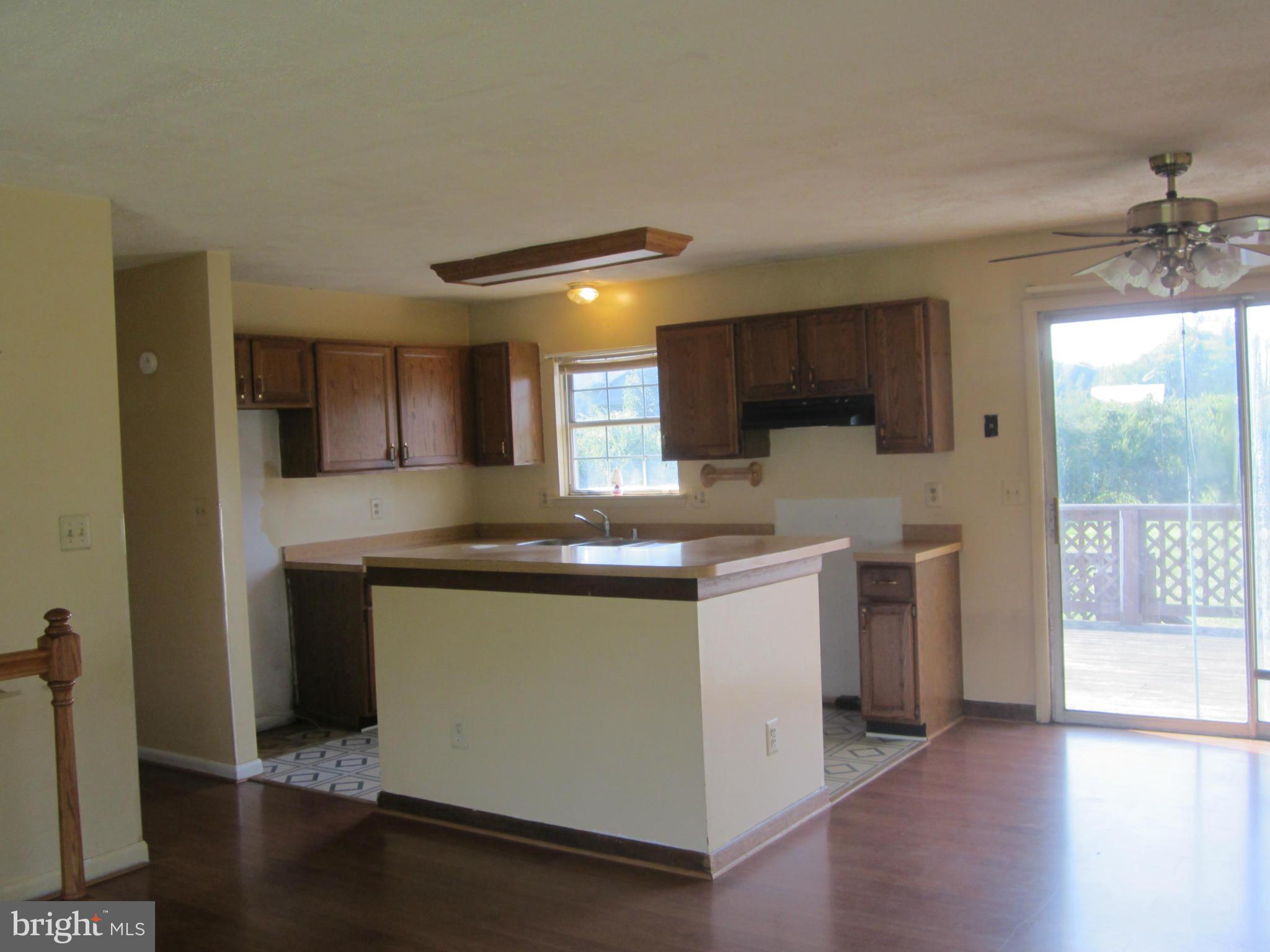 1925 Holland Cliffs Road Huntingtown, MD 20639 - Photo 3 of 20 Kitchen