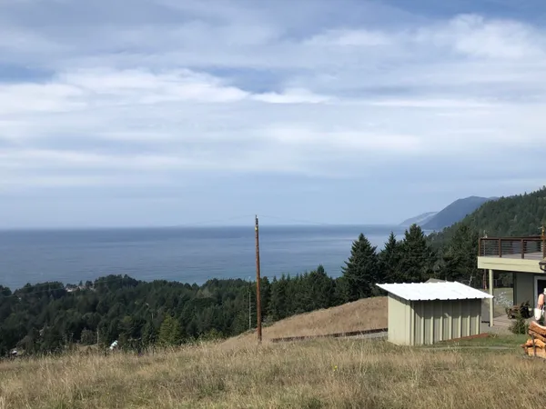 $29,900 | 175 Hillside Drive, Shelter Cove, CA 95589
