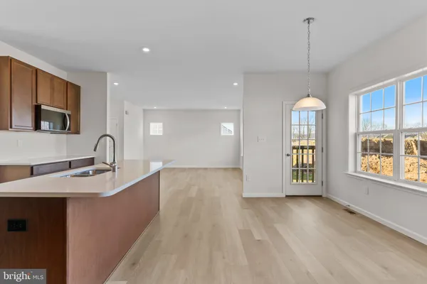 $3,295 | 32 Pamela Drive, Mechanicsburg, PA 17050