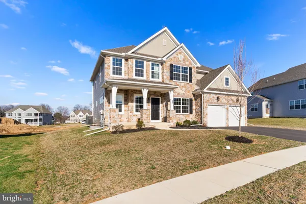 $3,295 | 32 Pamela Drive, Mechanicsburg, PA 17050