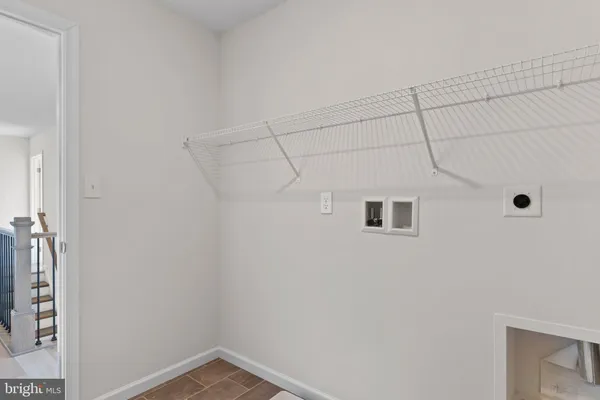 $3,295 | 32 Pamela Drive, Mechanicsburg, PA 17050