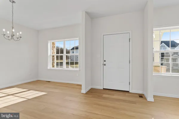 $3,295 | 32 Pamela Drive, Mechanicsburg, PA 17050