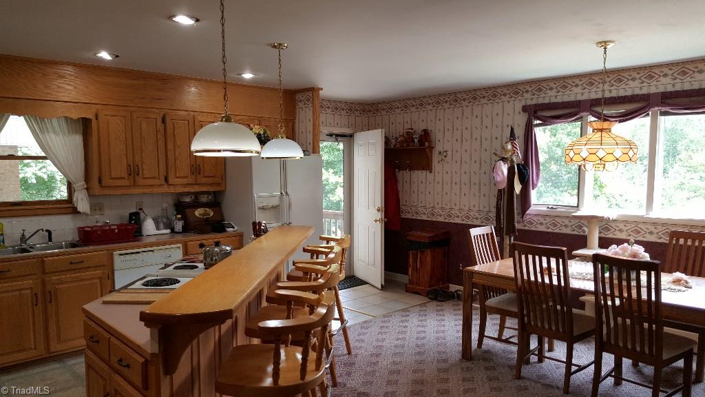 1477 Tillotson Road Pinnacle, NC 27043 - Photo 9 of 17