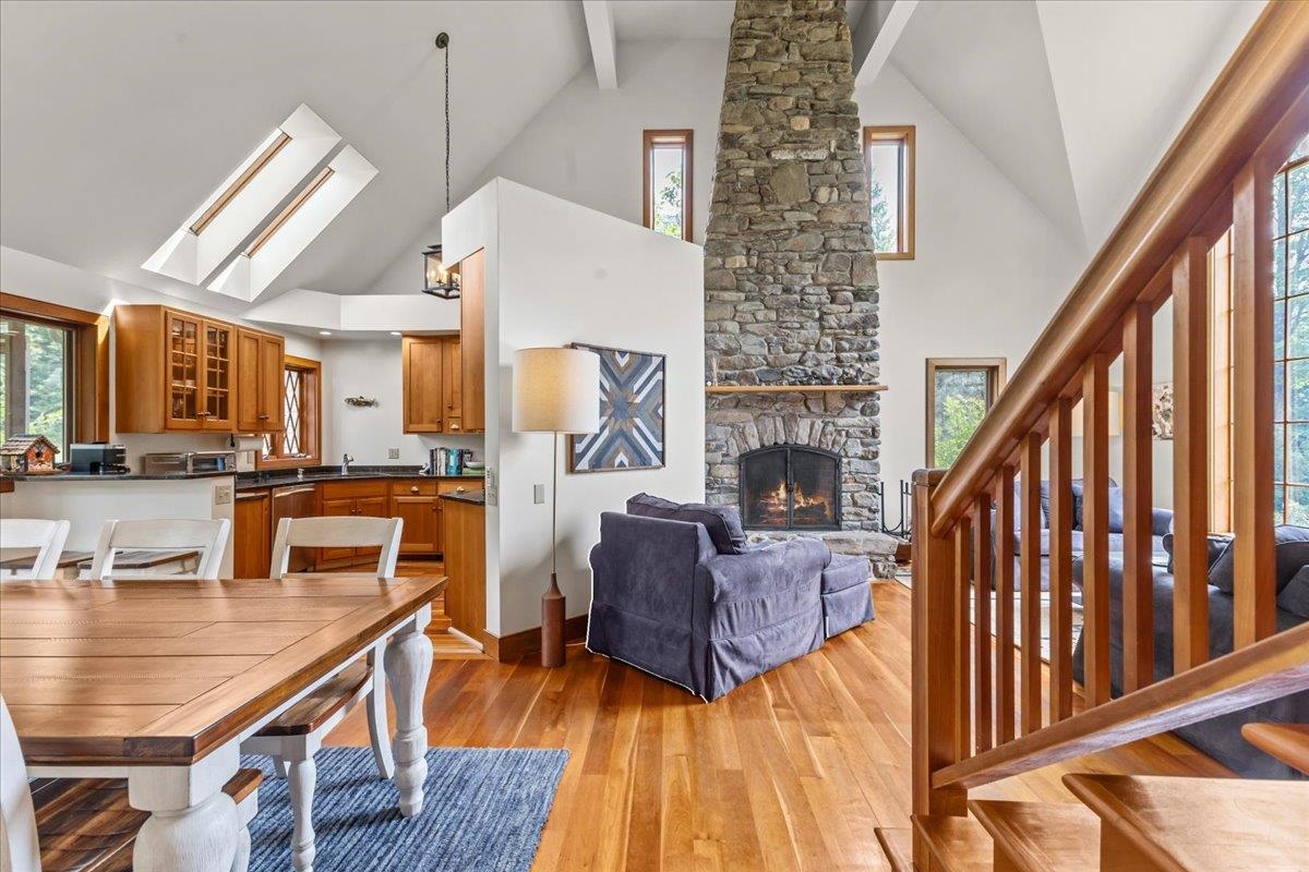 386 South Hollow Road Stowe, VT 05672 - Photo 7 of 40 Gallery Image 7