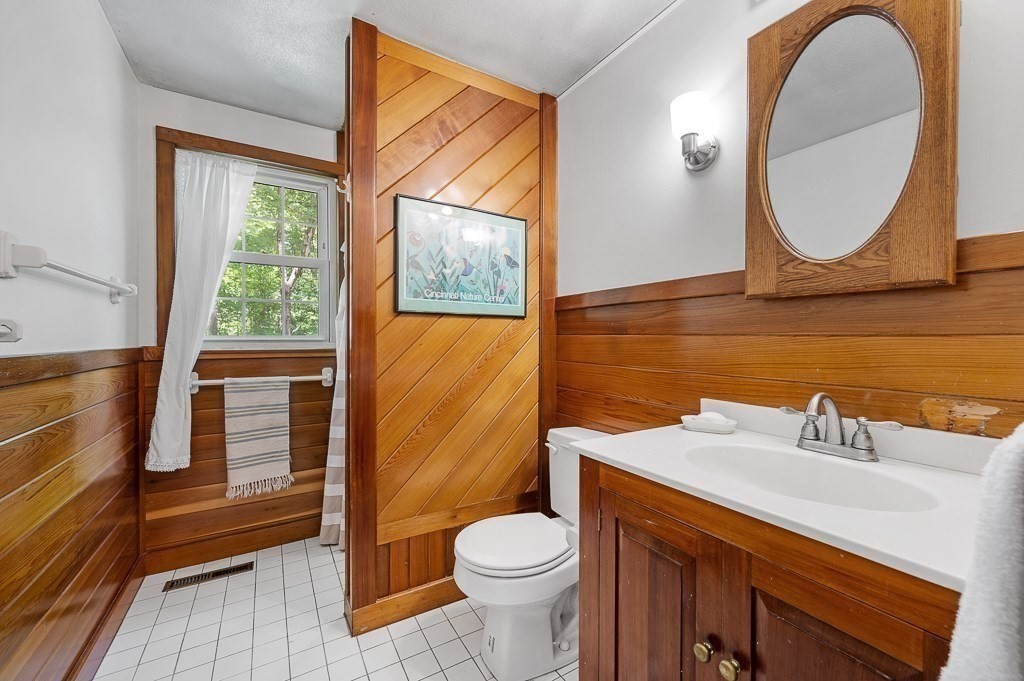 57 Ridge Road Upton, MA 01568 - Photo 10 of 42