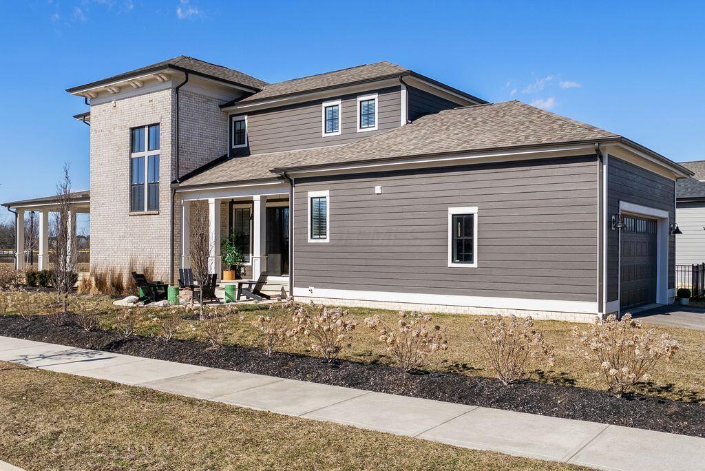 5723 Piatt Road Lewis Center, OH 43035 - Photo 12 of 58 Side view