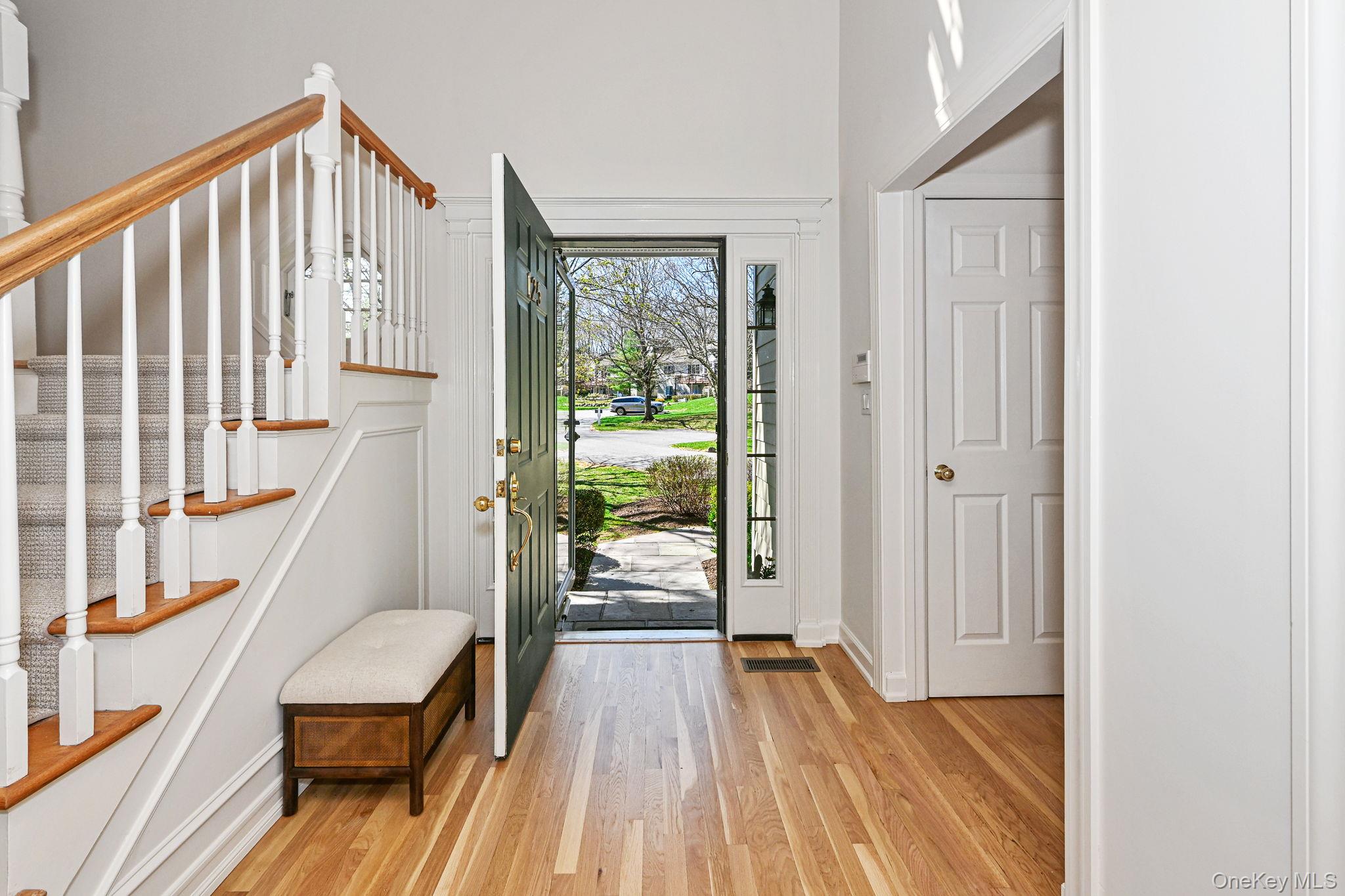 125 Cross River Road Mount Kisco, NY 10549 - Photo 3 of 46 Enter 125 Cross River Road