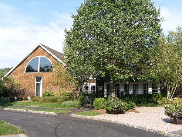 $1,549,000 | 125 Cross River Road, Mount Kisco, NY 10549