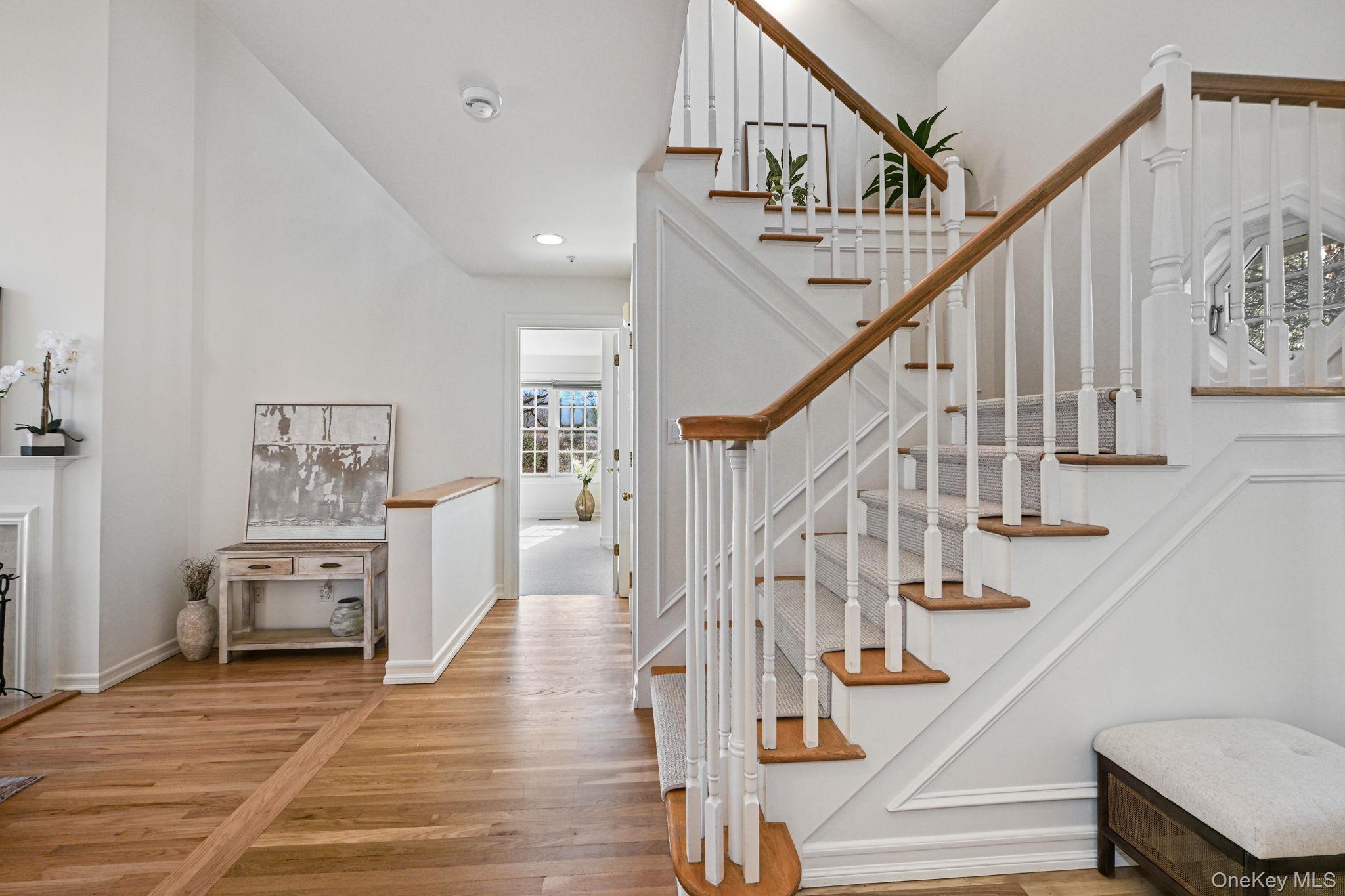 125 Cross River Road Mount Kisco, NY 10549 - Photo 5 of 46 Great entrance foyer leading to kitchen, living room and primary bedroom