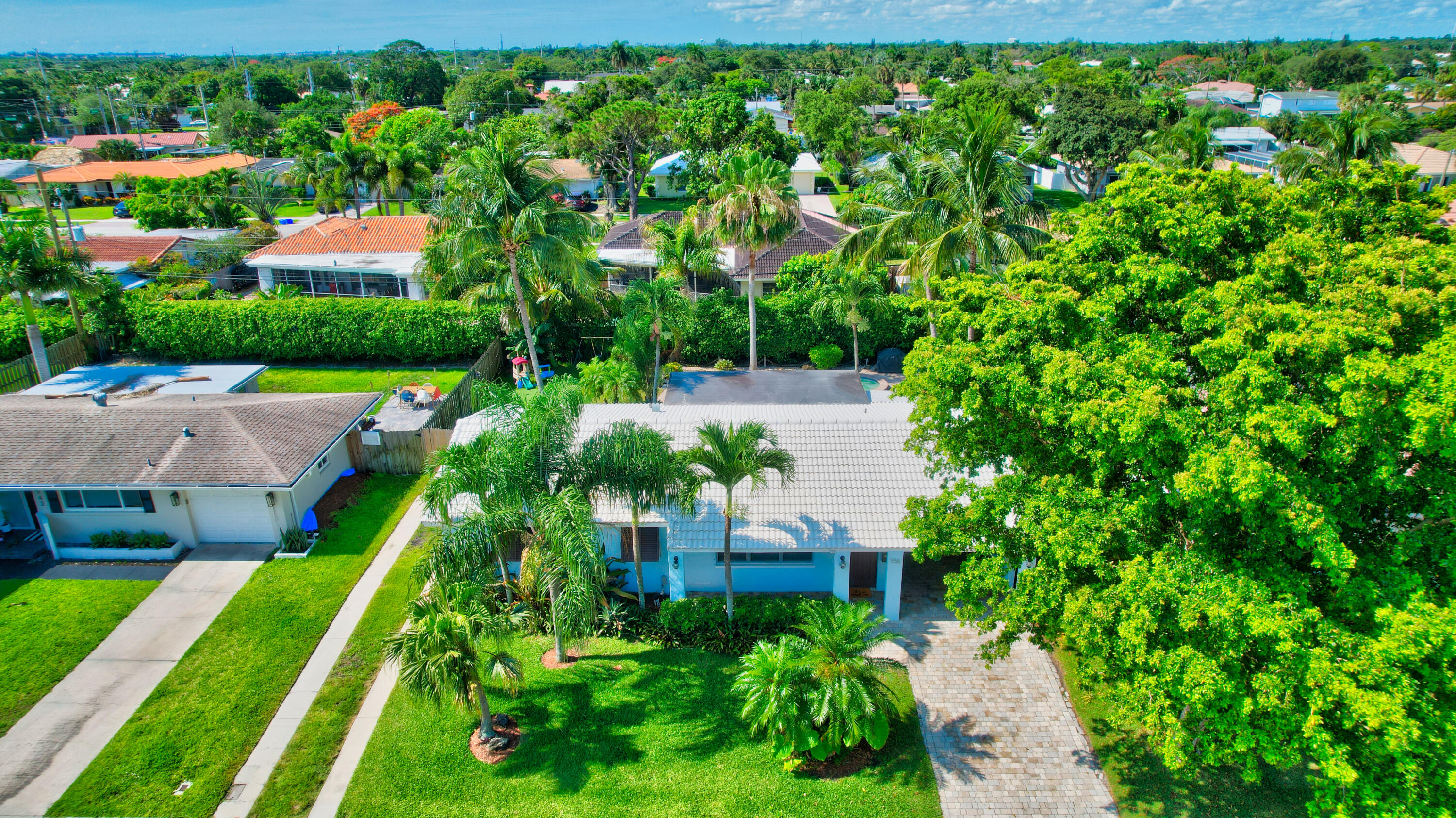 956 Southwest 4th Street Boca Raton, FL 33486 - Photo 45 of 52 a view of yard with green space