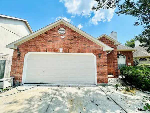 $2,250 | 1719 Park Forest Drive, Katy, TX 77450
