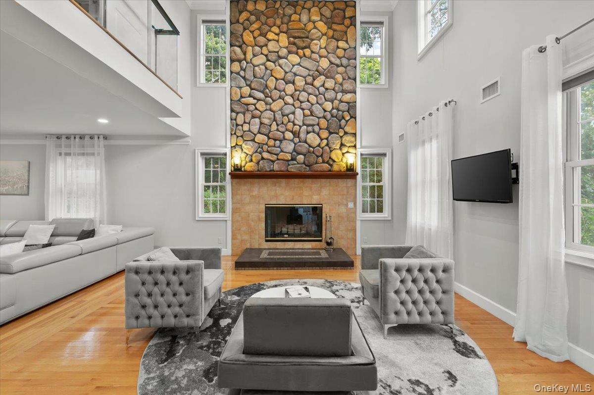 33 A Newtown Road Hampton Bays, NY 11946 - Photo 6 of 50 Gallery Image 6