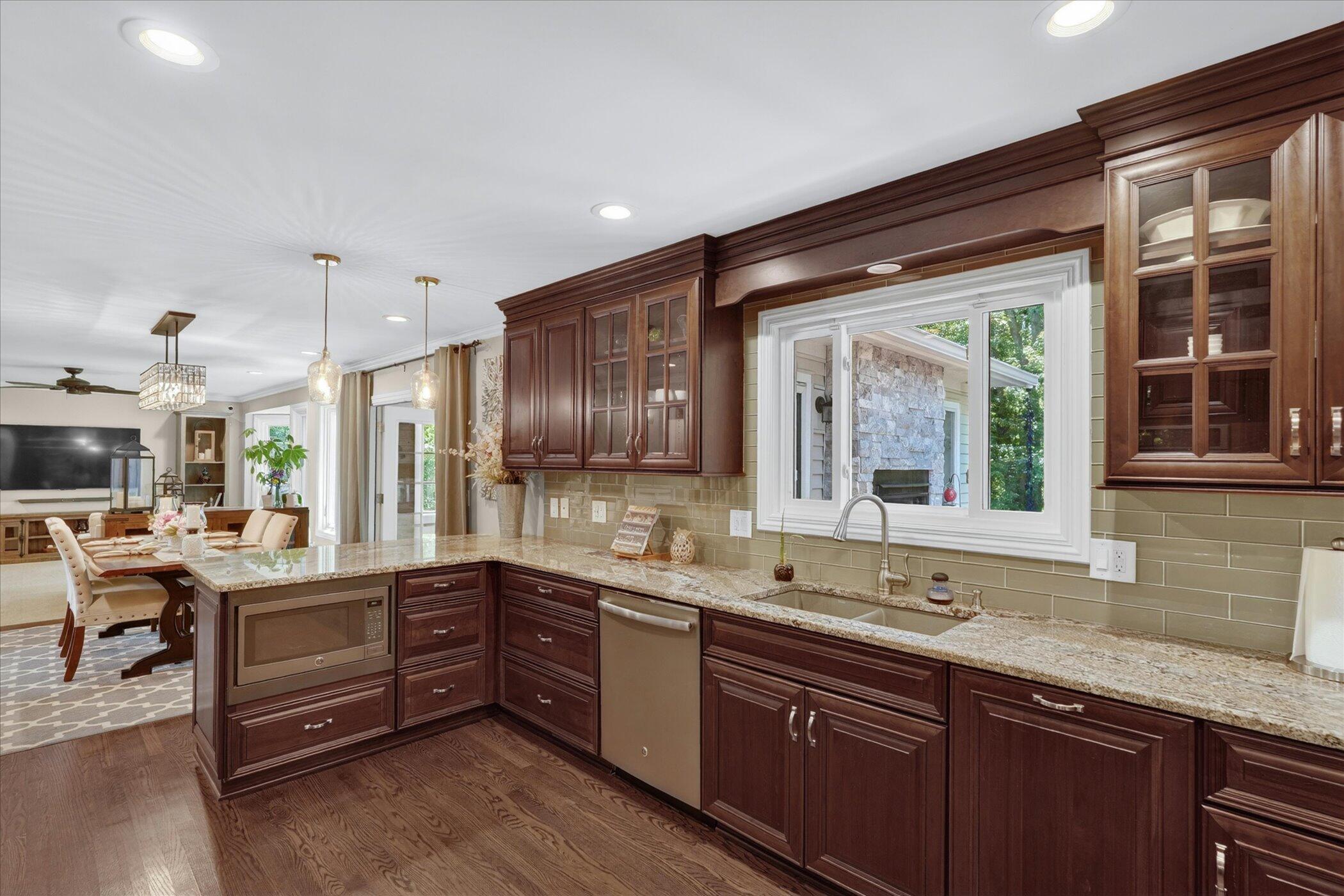 4022 Dun Rovin Court Commerce Township, MI 48382 - Photo 18 of 59 4022 Dun Rovin